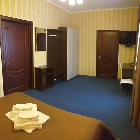 Гостиница Арагви Черкассы Экстерьер фото