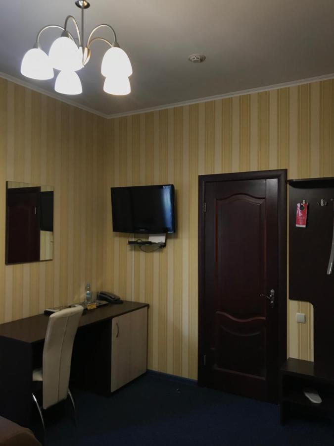 Гостиница Арагви Черкассы Экстерьер фото