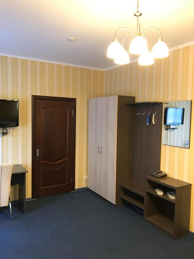 Гостиница Арагви Черкассы Экстерьер фото