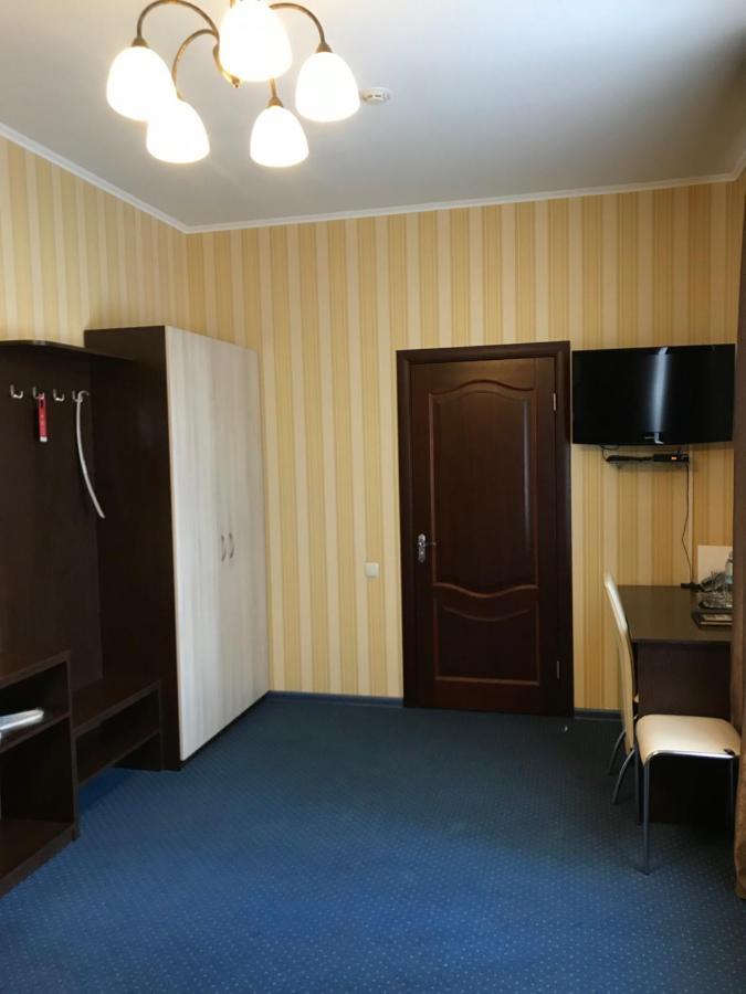 Гостиница Арагви Черкассы Экстерьер фото